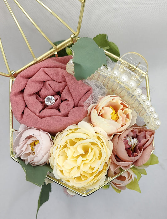 Gold Metal Birdcage Hijab Gift Bouquet Preset