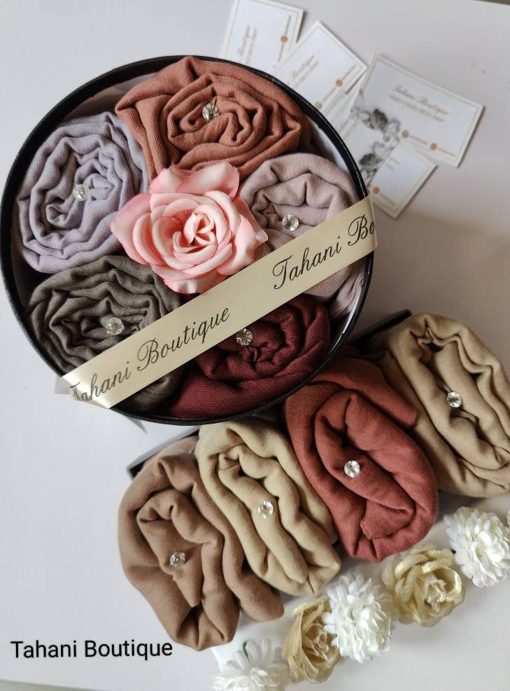Elegance Cotton Viscose Hijab Gift Bouquet Preset