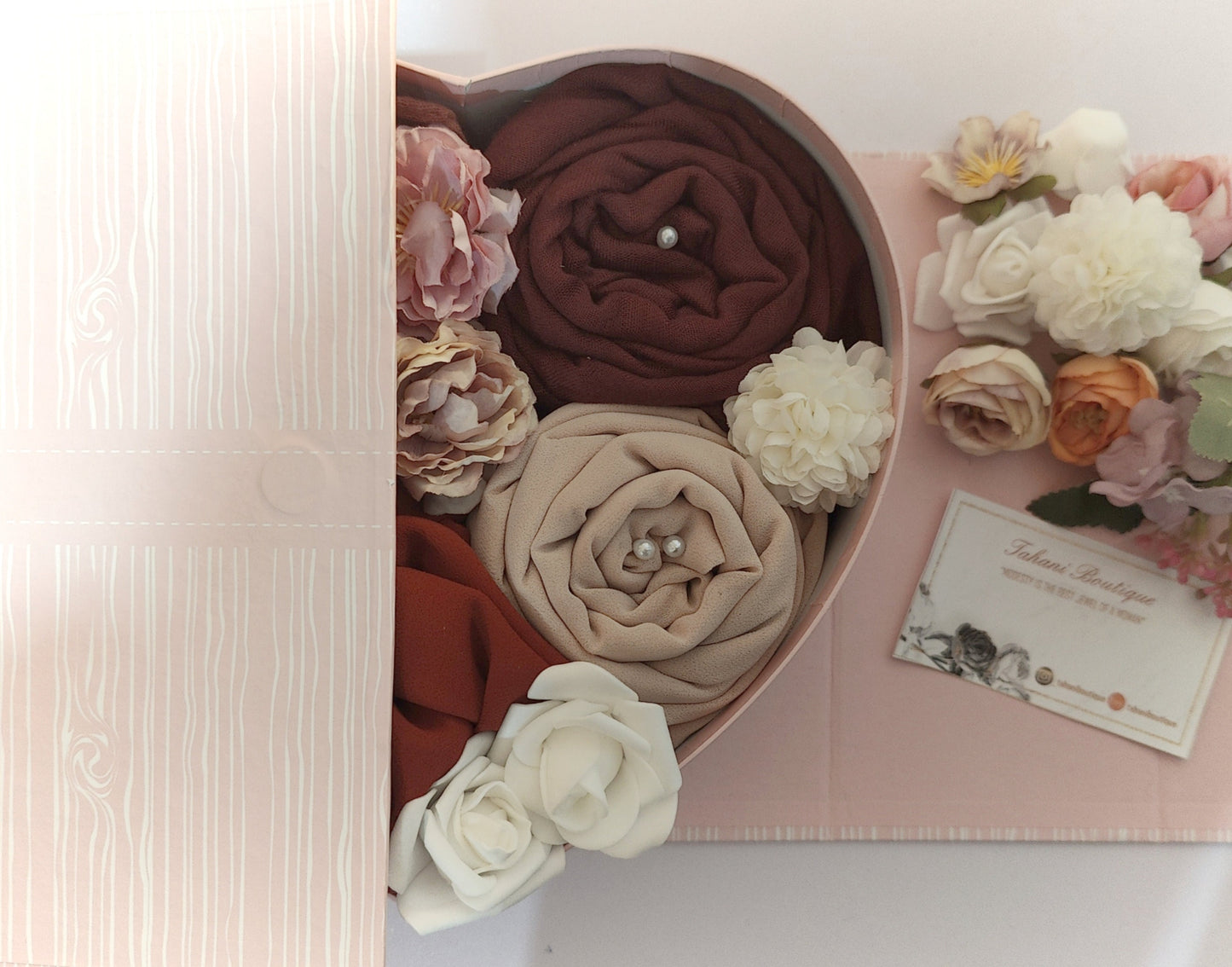 Cherished Heart Hijab Bouquet