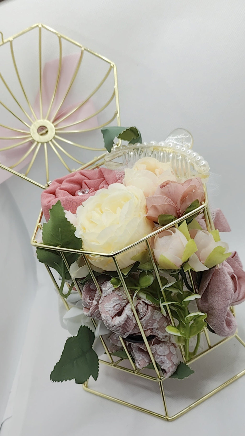 Gold Metal Birdcage Hijab Gift Bouquet Preset