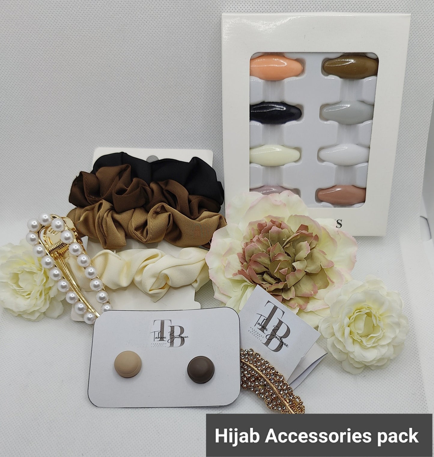 All-Inclusive Hijab Gift Bouquet-Matching Accessories