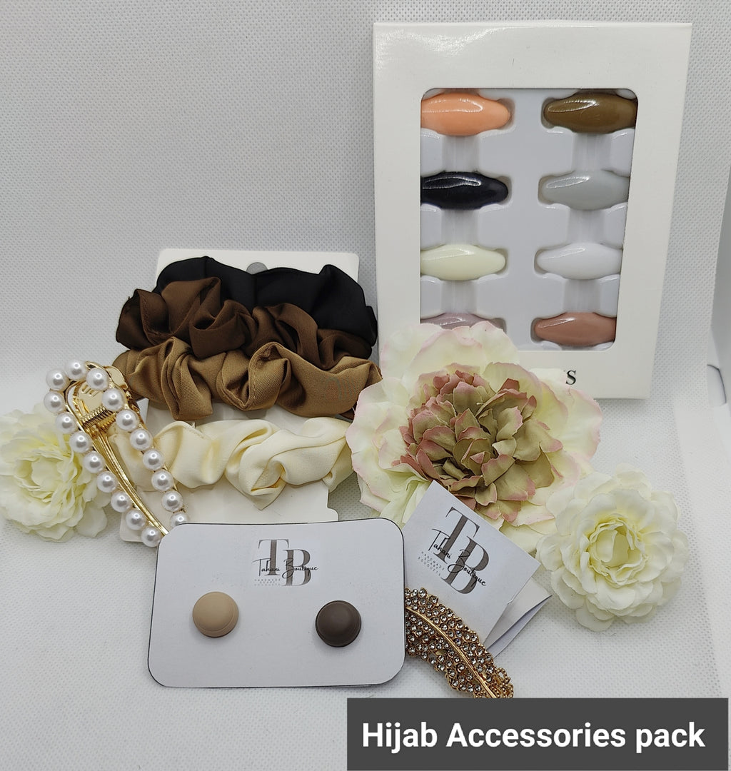 Velvet Hijab Gift Box with Clear Lid & Scented Flowers