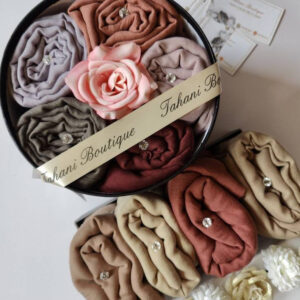 Luxury Hijab Gift Bouquet – Essence of Elegance