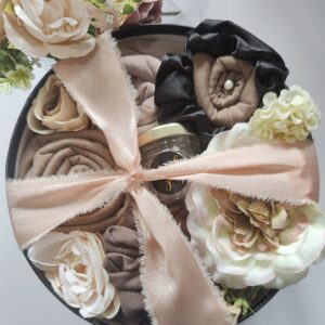 Hijab Gift Bouquet Set with Accessories – Eid & Occasions